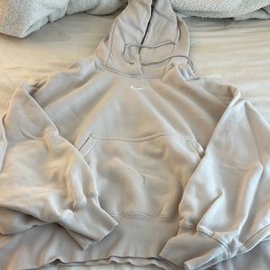 nike women sweatshirt